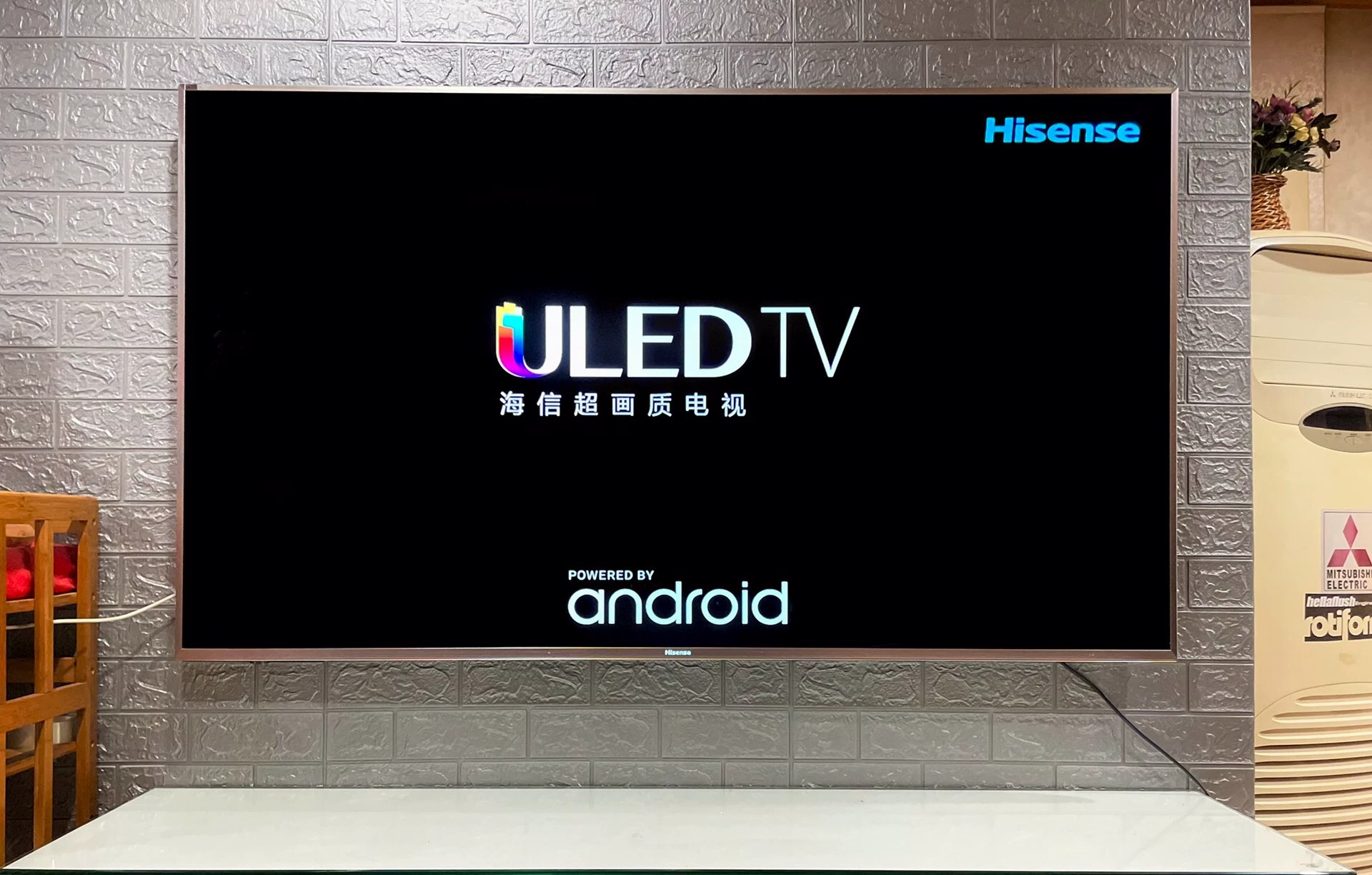 出个人自用闲置海信65寸ULED网络智能超画质液晶电视，型